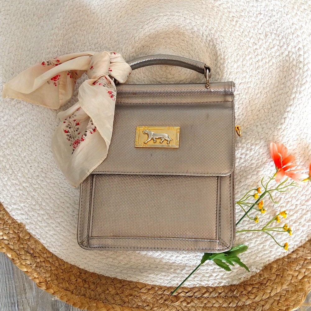 Classy Vintage Silver Handbag With Gold Hardware Panther or Tiger Logo
